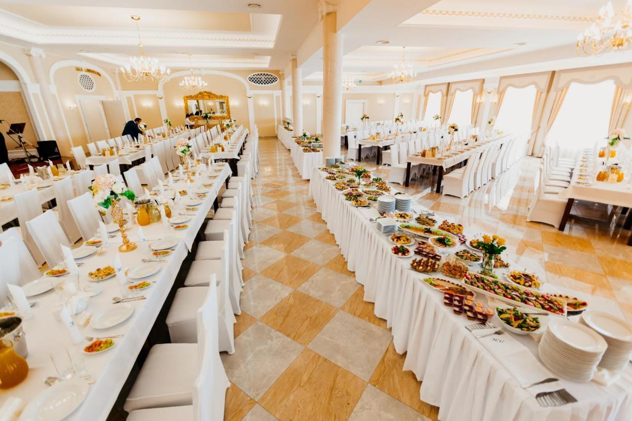 Hotel Korczowa Mlyny  Экстерьер фото