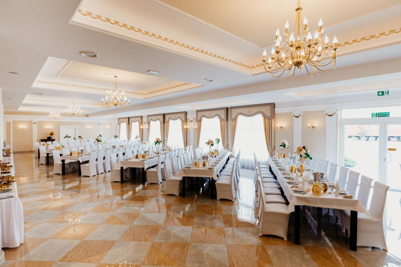 Hotel Korczowa Mlyny  Экстерьер фото