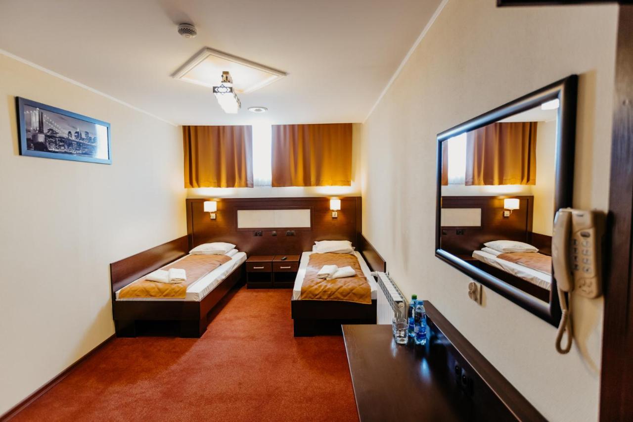 Hotel Korczowa Mlyny  Экстерьер фото