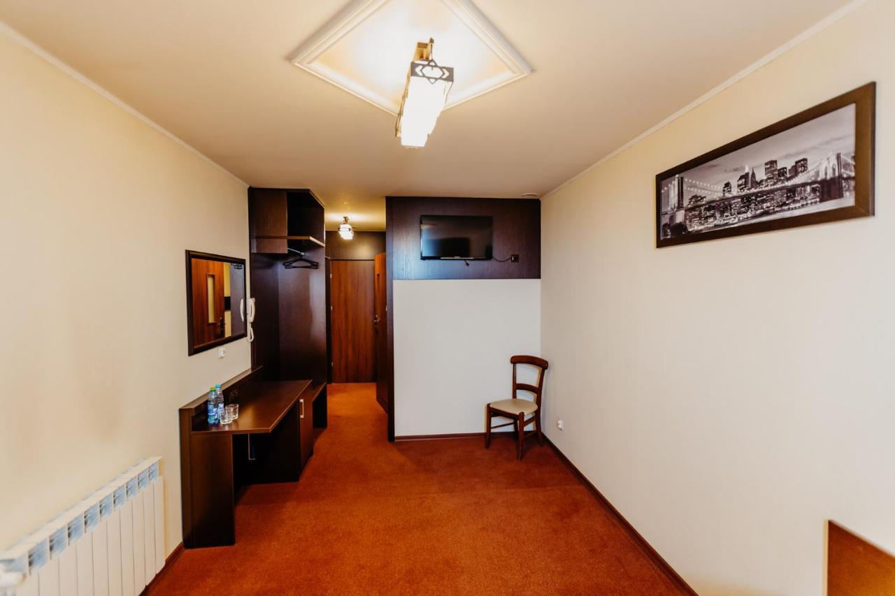 Hotel Korczowa Mlyny  Экстерьер фото