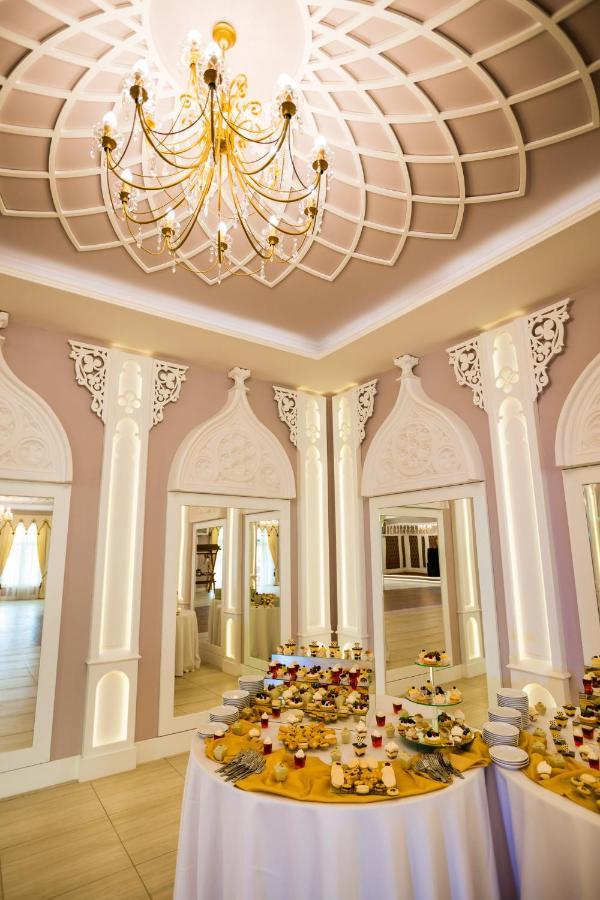 Hotel Korczowa Mlyny  Экстерьер фото