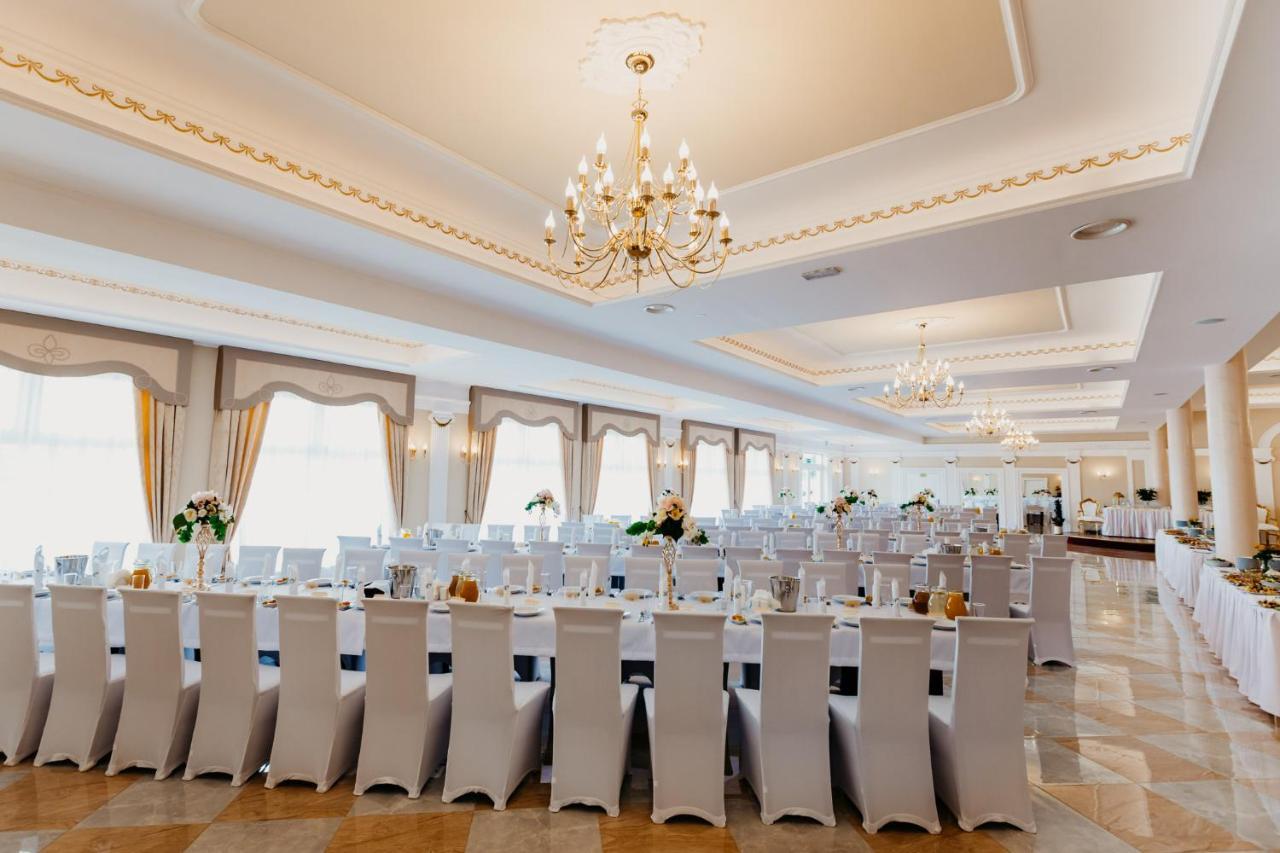 Hotel Korczowa Mlyny  Экстерьер фото