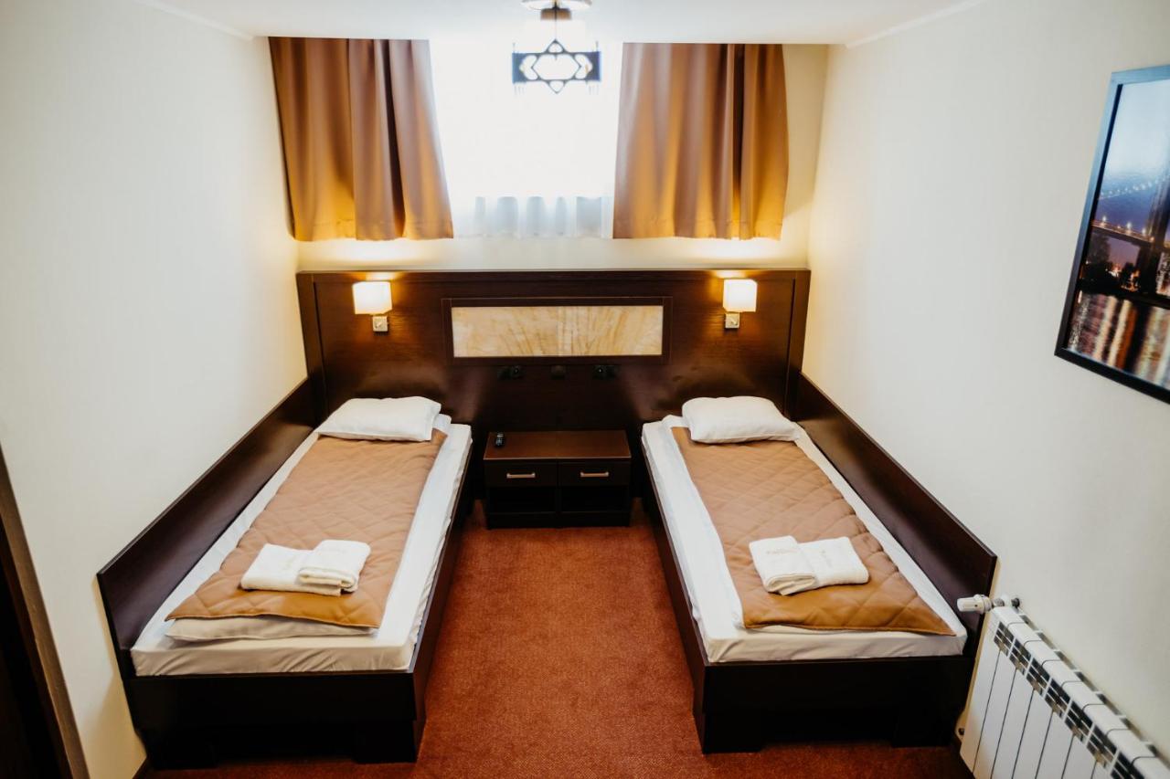 Hotel Korczowa Mlyny  Экстерьер фото