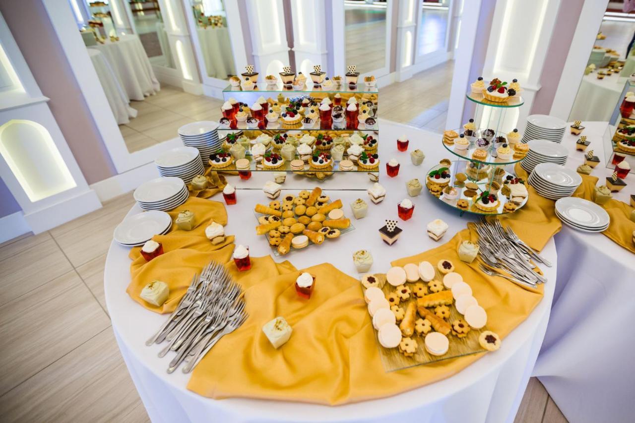 Hotel Korczowa Mlyny  Экстерьер фото