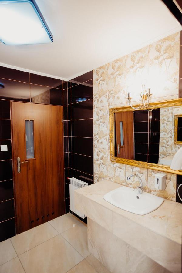 Hotel Korczowa Mlyny  Экстерьер фото